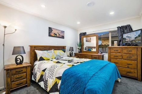 Photo of property in 122 Dominion Road, Papakura, 2110