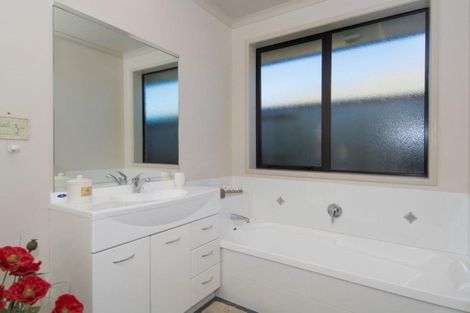 Photo of property in 95 Longview Drive, Papamoa Beach, Papamoa, 3118