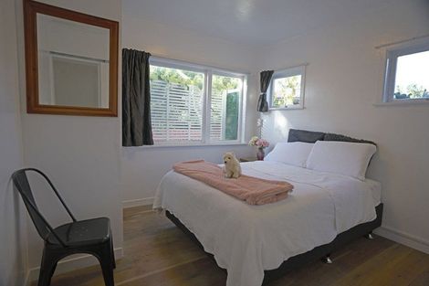 Photo of property in 32 Kirkbride Road, Mangere Bridge, Auckland, 2022