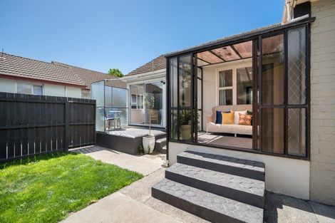 Photo of property in 19 Belfield Street, Dallington, Christchurch, 8061