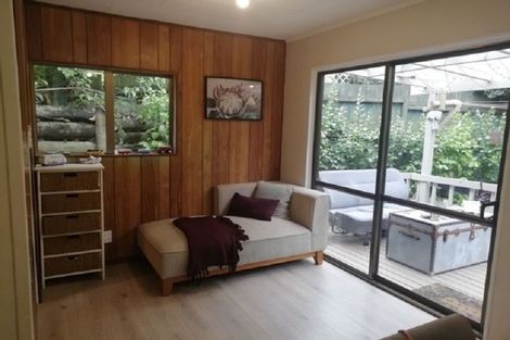 Photo of property in 104a Oaktree Avenue, Browns Bay, Auckland, 0630