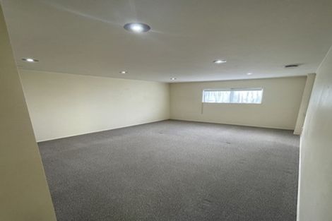 Photo of property in 2/13 Naviti Place, Browns Bay, Auckland, 0630