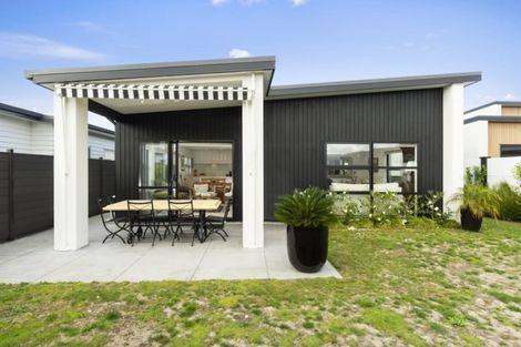 Photo of property in 82 Coast Boulevard, Papamoa Beach, Papamoa, 3118