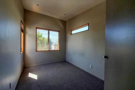 Photo of property in 17a Brockworth Place, Riccarton, Christchurch, 8011