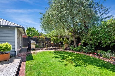 Photo of property in 11 Massey Crescent, St Albans, Christchurch, 8014