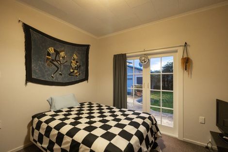 Photo of property in 43 College Street, Awapuni, Palmerston North, 4412