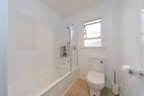 Photo of property in 1 Attlee Place, Feilding, 4702