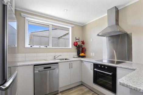 Photo of property in 70 Hyde Avenue, Richmond Heights, Taupo, 3330