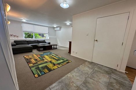 Photo of property in 11 Roberts Road, Glenfield, Auckland, 0629