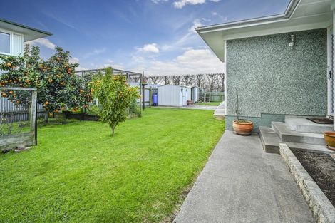 Photo of property in 82 Folkestone Drive, Flaxmere, Hastings, 4120