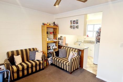Photo of property in 10/10 Rawson Street, Tawa, Wellington, 5028