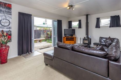 Photo of property in 111a Clevedon Road, Papakura, 2110