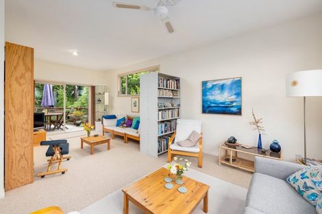 Photo of property in 72 Main Road, Governors Bay, Lyttelton, 8971