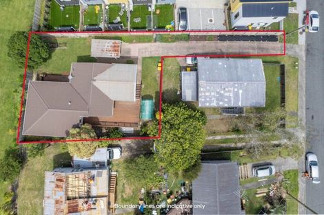 Photo of property in 1/31 Lavelle Road, Henderson, Auckland, 0612