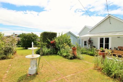 Photo of property in 52 Wharfe Street, South Hill, Oamaru, 9400
