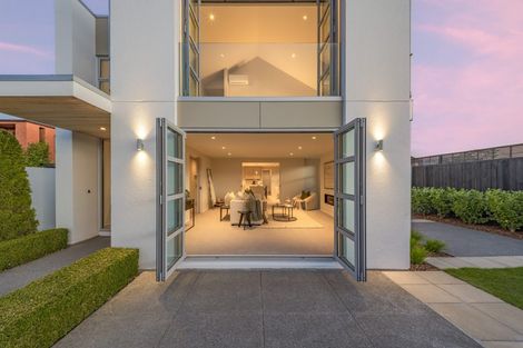 Photo of property in 72 Wai-iti Terrace, Bryndwr, Christchurch, 8052