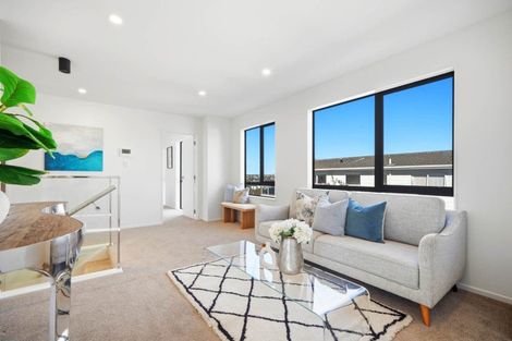 Photo of property in 35b Toroa Street, Torbay, Auckland, 0630