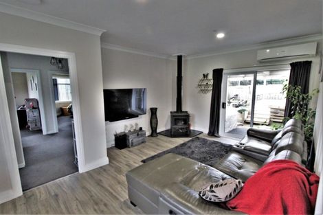 Photo of property in 21 West Road, Tokoroa, 3491