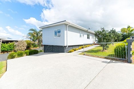 Photo of property in 9 Weka Street, Mangawhai, 0505