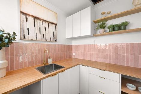 Photo of property in 182 Ngatai Road, Otumoetai, Tauranga, 3110