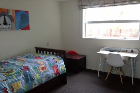 Photo of property in 32d Ainslee Street, Highlands Park, New Plymouth, 4312