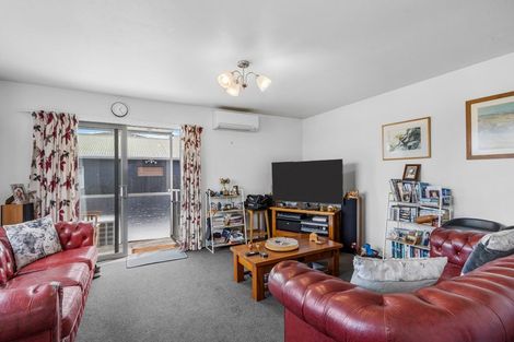 Photo of property in 1/10 Brogar Place, Casebrook, Christchurch, 8051