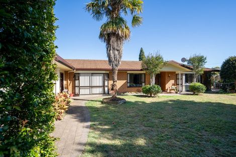 Photo of property in 251 Shakespeare Street, Leamington, Cambridge, 3432