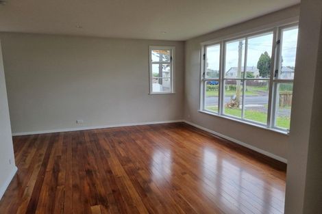 Photo of property in 82 Vine Street, Mangere East, Auckland, 2024