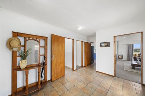 Photo of property in 1 Forth Place, Papakowhai, Porirua, 5024