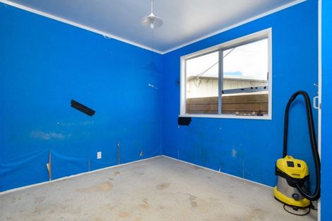 Photo of property in 35 Tabitha Crescent, Henderson, Auckland, 0612