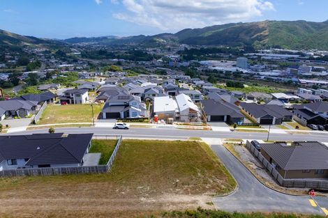 Photo of property in 25 Te Hoiere Street, Aotea, Porirua, 5024