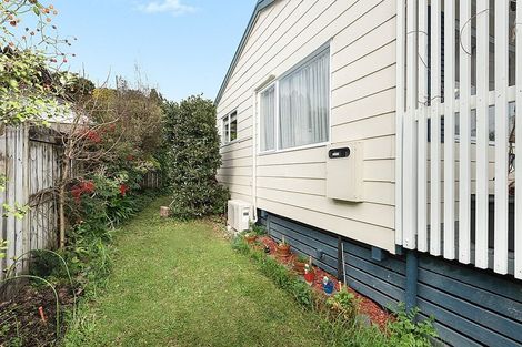 Photo of property in 88 Esmeralda Street, Welcome Bay, Tauranga, 3112