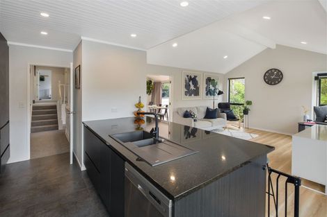 Photo of property in 7 Longmont Terrace, Churton Park, Wellington, 6037