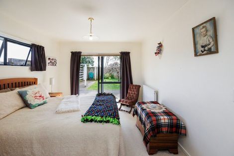 Photo of property in 16 Delta Place, Milson, Palmerston North, 4414