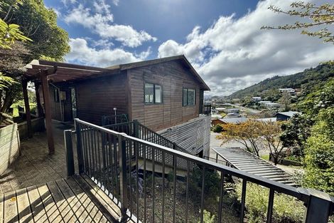 Photo of property in 15 Russell Street, Picton, 7220
