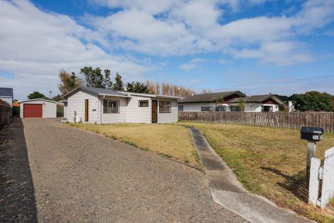 Photo of property in 14 Cousins Avenue West, Foxton Beach, Foxton, 4815