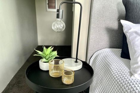 Photo of property in 1/39 Wade River Road, Stanmore Bay, Whangaparaoa, 0932