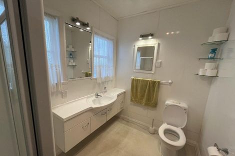 Photo of property in 27 Somerset Street, Brooklands, New Plymouth, 4310