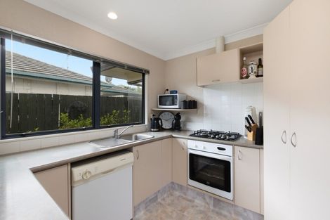 Photo of property in 1 Taranui Place, Ohauiti, Tauranga, 3112