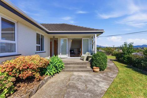 Photo of property in 251 Frankley Road, Frankleigh Park, New Plymouth, 4310