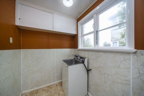 Photo of property in 129 Rangiora Avenue, Roslyn, Palmerston North, 4414