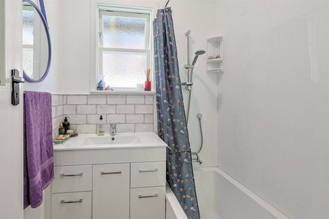 Photo of property in 25 Cobden Street, Westport, 7825