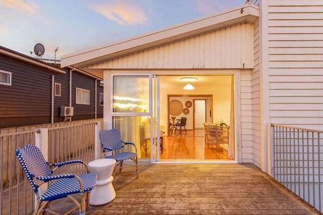 Photo of property in 389 Estuary Road, South New Brighton, Christchurch, 8062