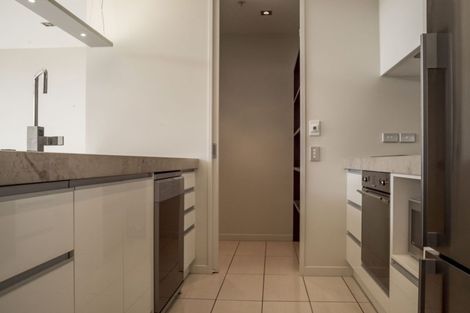 Photo of property in Piermont Apartments, 8a/82 Cable Street, Te Aro, Wellington, 6011