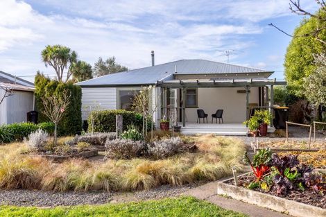 Photo of property in 24 Wyndham Street, Carterton, 5713