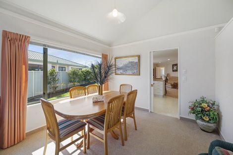 Photo of property in 9 Beaufort Place, Taradale, Napier, 4112