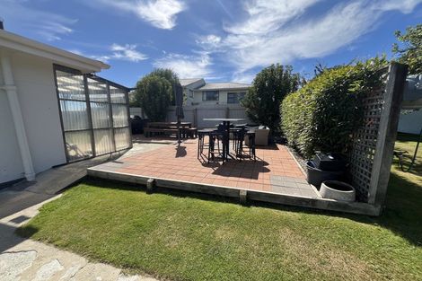 Photo of property in 6 Argyle Street, Weston, Oamaru, 9401