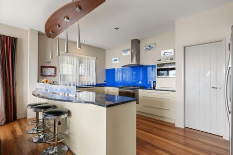 Photo of property in 33 Harbour View Road, Omokoroa, 3114