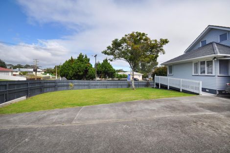 Photo of property in 36 Antrim Crescent, Otara, Auckland, 2023