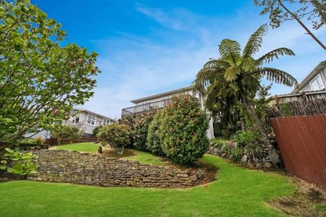 Photo of property in 22 Penrith Street, Westown, New Plymouth, 4310